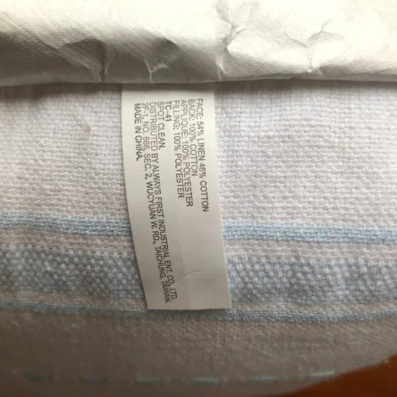 NEW Adorable Spring is Here Accent Chicken Pillows (2) - Picture 6 of 7